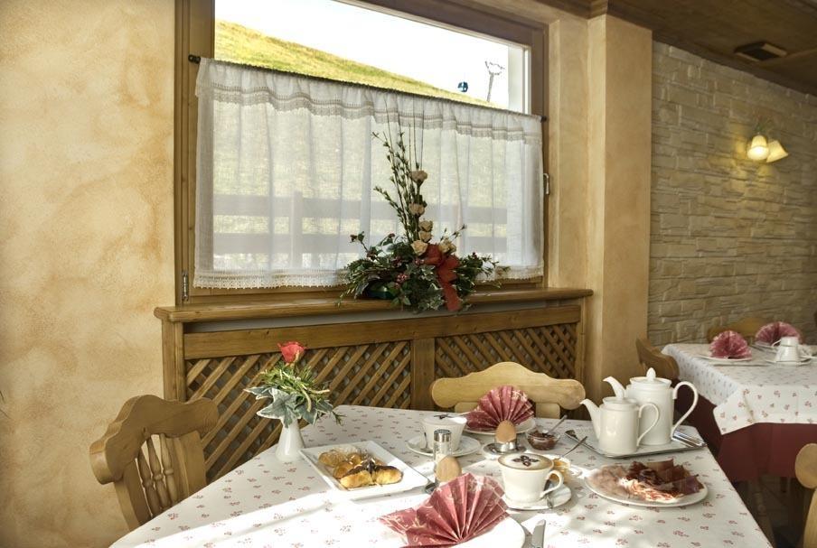 Hotel Costanza Mountain Holiday Livigno Eksteriør bilde