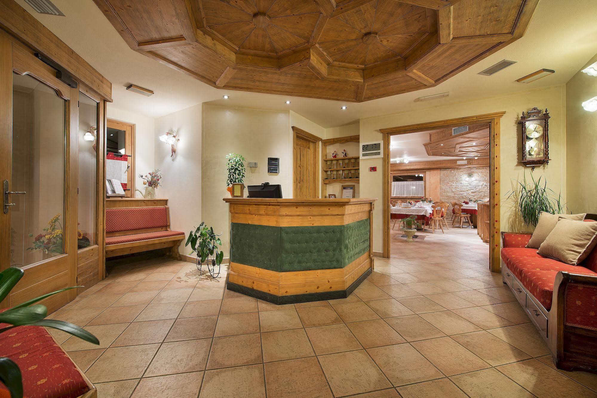 Hotel Costanza Mountain Holiday Livigno Eksteriør bilde